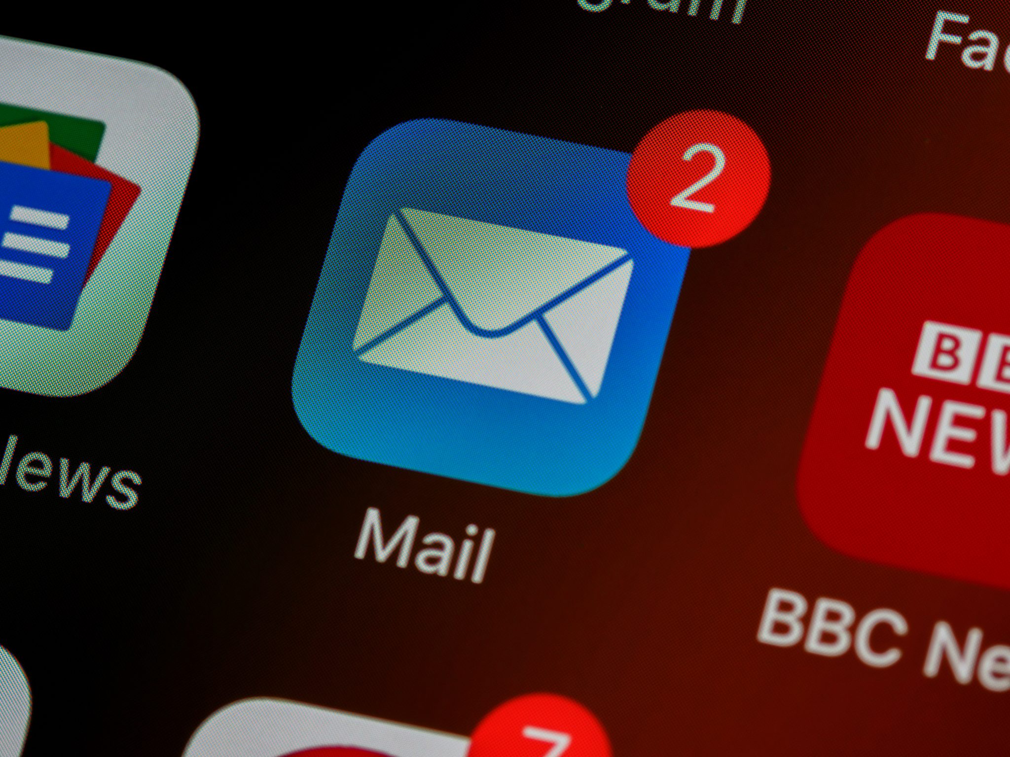Hosting Your Own Email Server Pros And Cons hosting-your-own-email-server-pros-and-cons