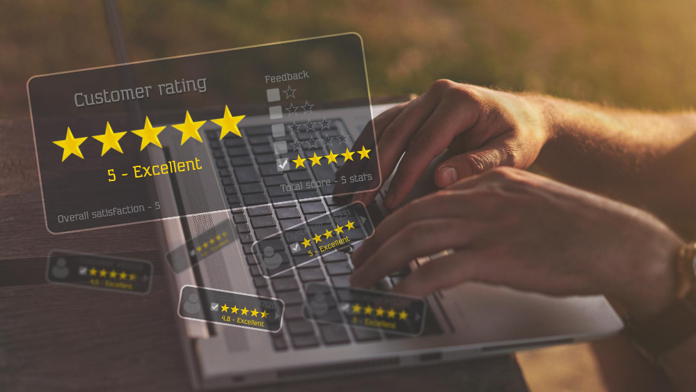 Customer Service Experience and Efficiency Performance Concept Checklist With a Fivestar Rating